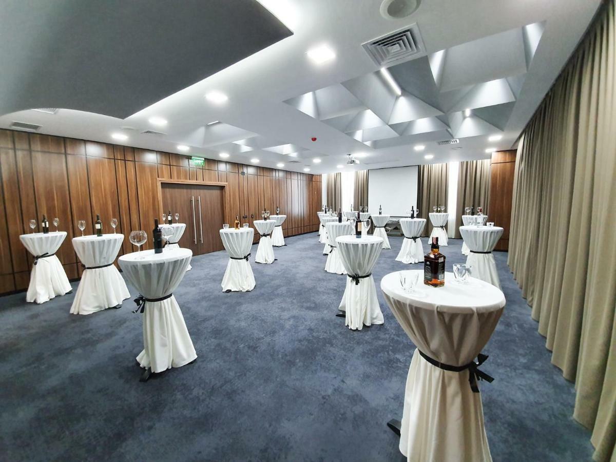 Nb Hotel&Spa Tetovo Esterno foto