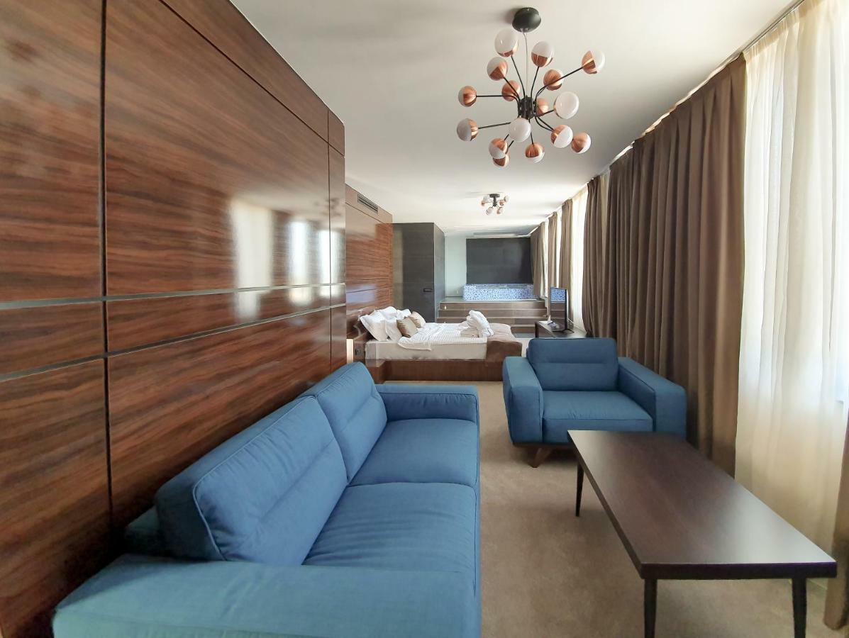 Nb Hotel&Spa Tetovo Esterno foto