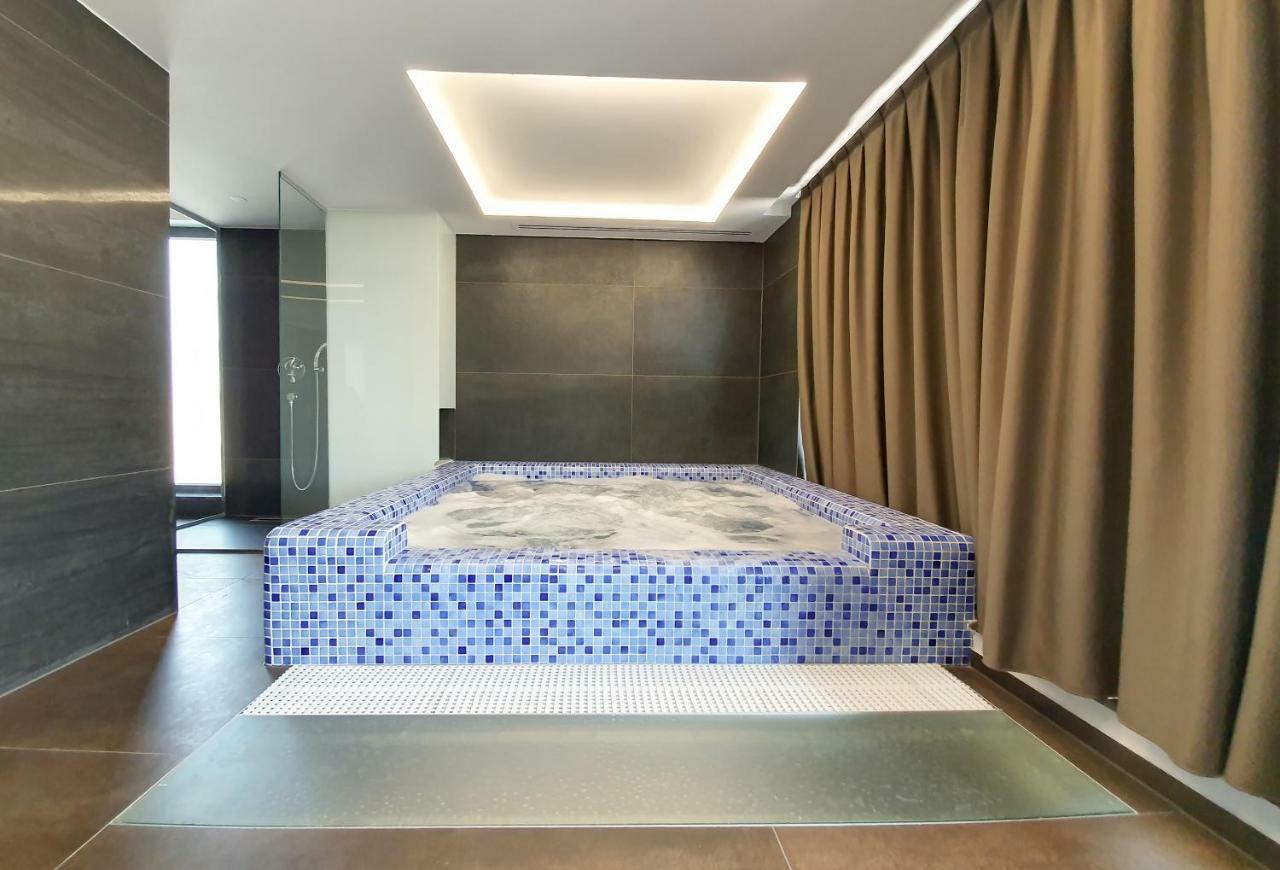 Nb Hotel&Spa Tetovo Esterno foto