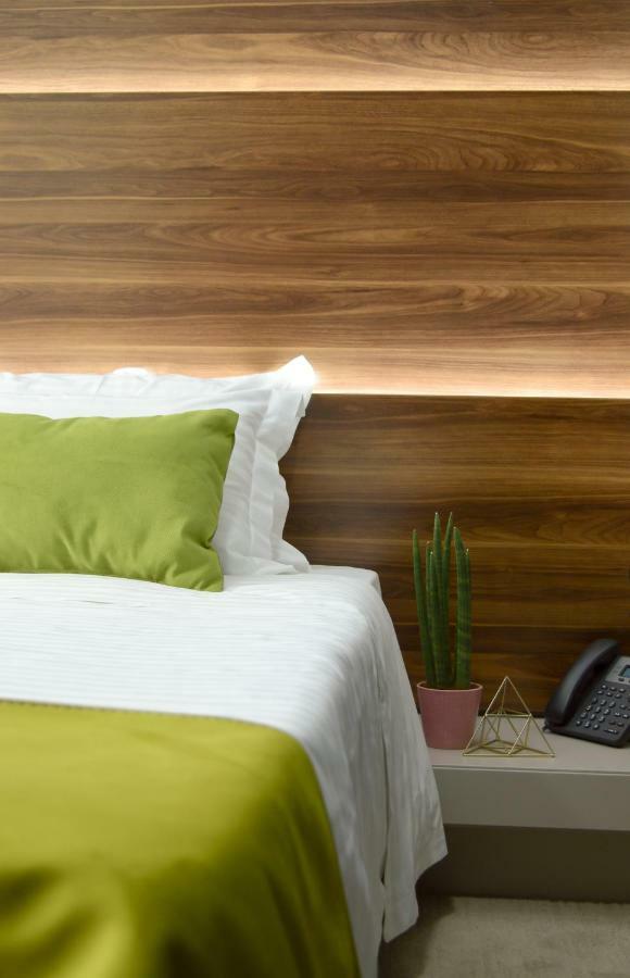 Nb Hotel&Spa Tetovo Esterno foto
